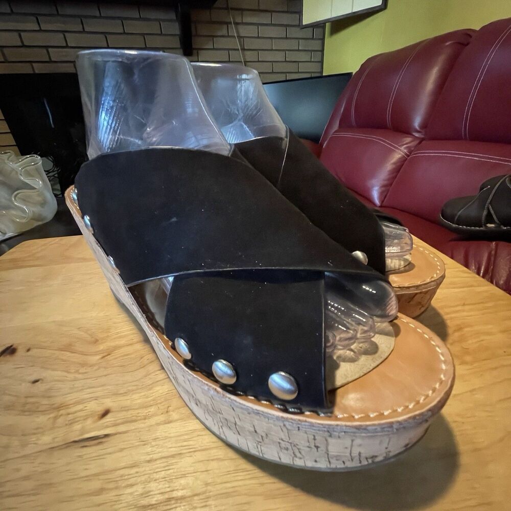 Chinese Laundry Wedge Cork Sandals with studs, Black Suede, Women's US 10 EU 41 - Picture 3 of 16